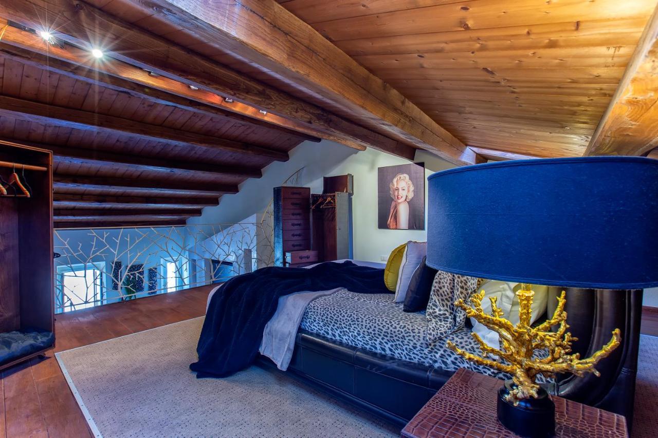 알게로 Sardinia Re - Cavour Loft Sea View 아파트 외부 사진