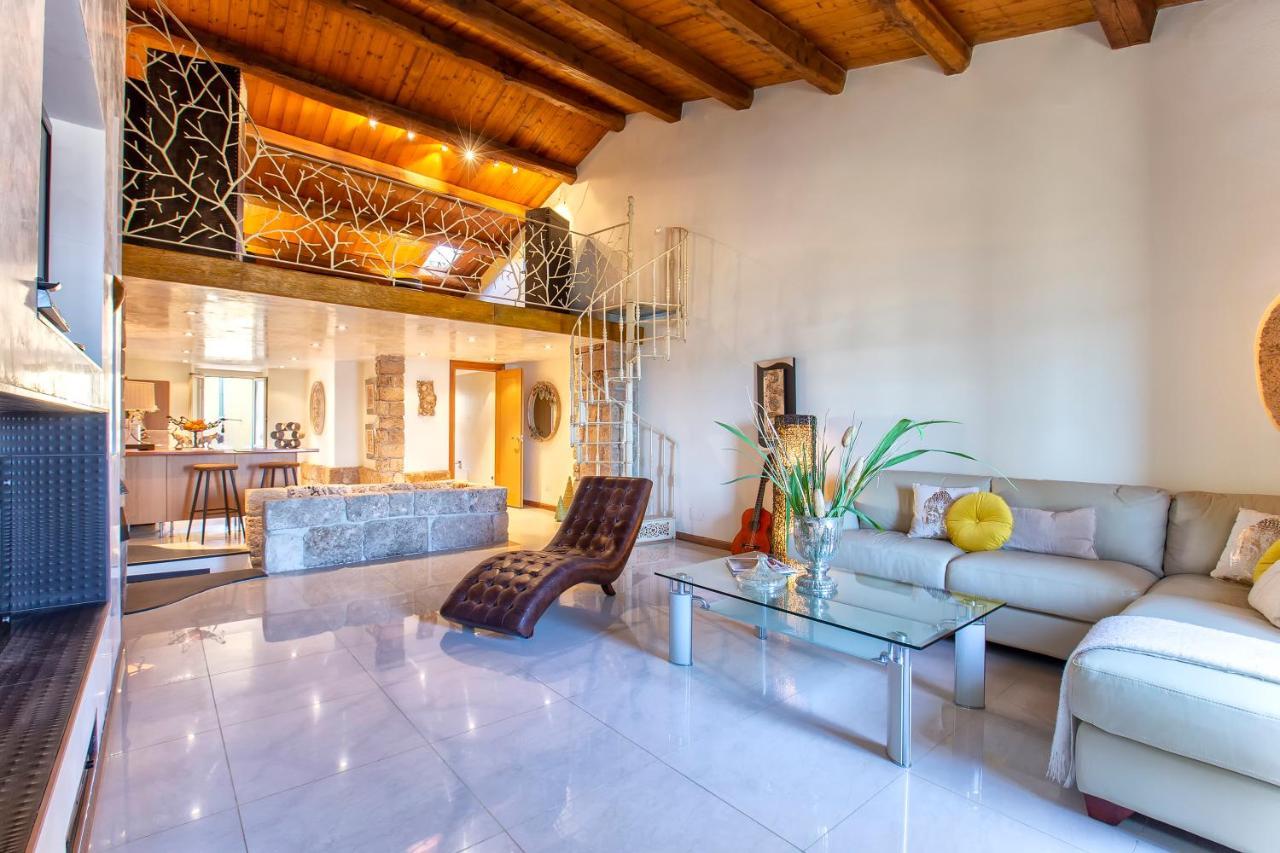 알게로 Sardinia Re - Cavour Loft Sea View 아파트 외부 사진